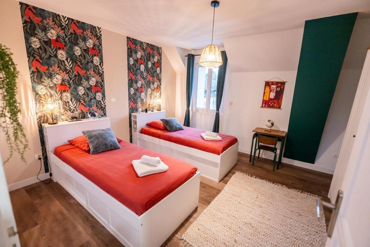 Le Retro Champlay Villa Exteriör bild