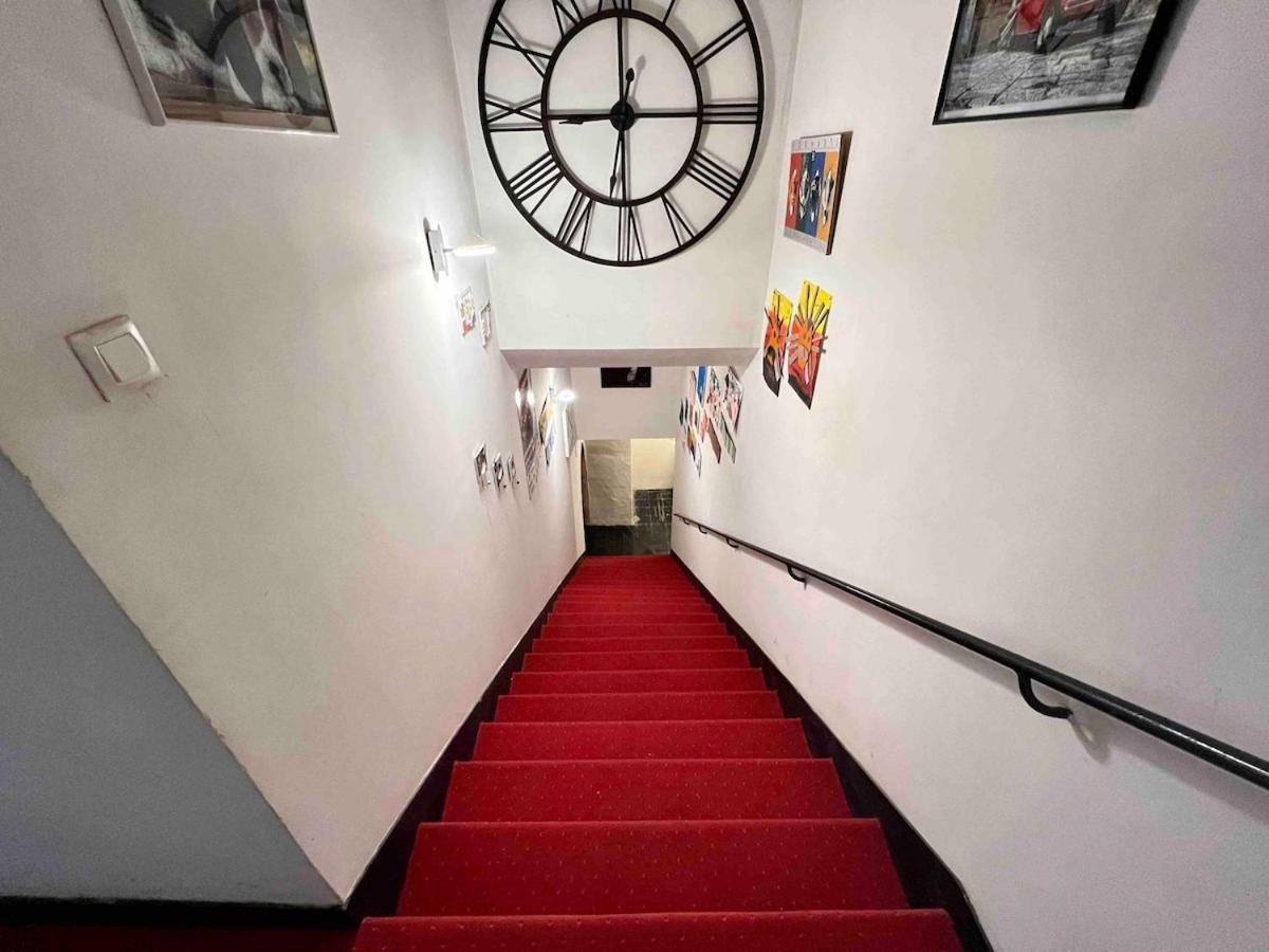 Le Retro Champlay Villa Exteriör bild